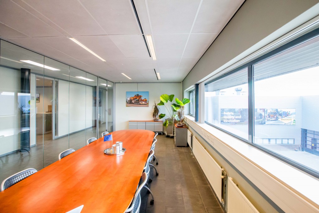 nieuwe kantoorvleugel Broshuis Kampen